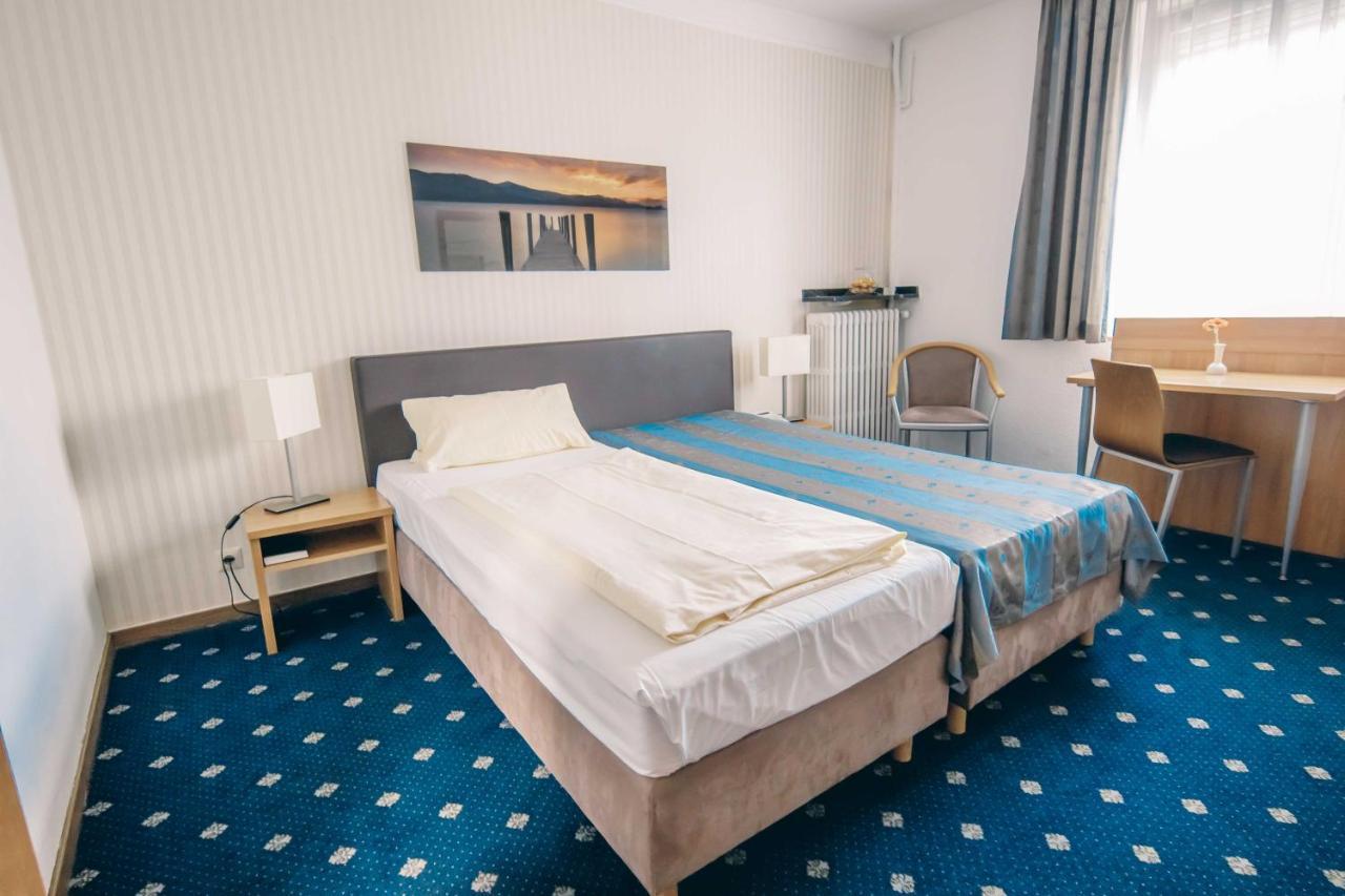 Hotel Benger Krefeld Bagian luar foto