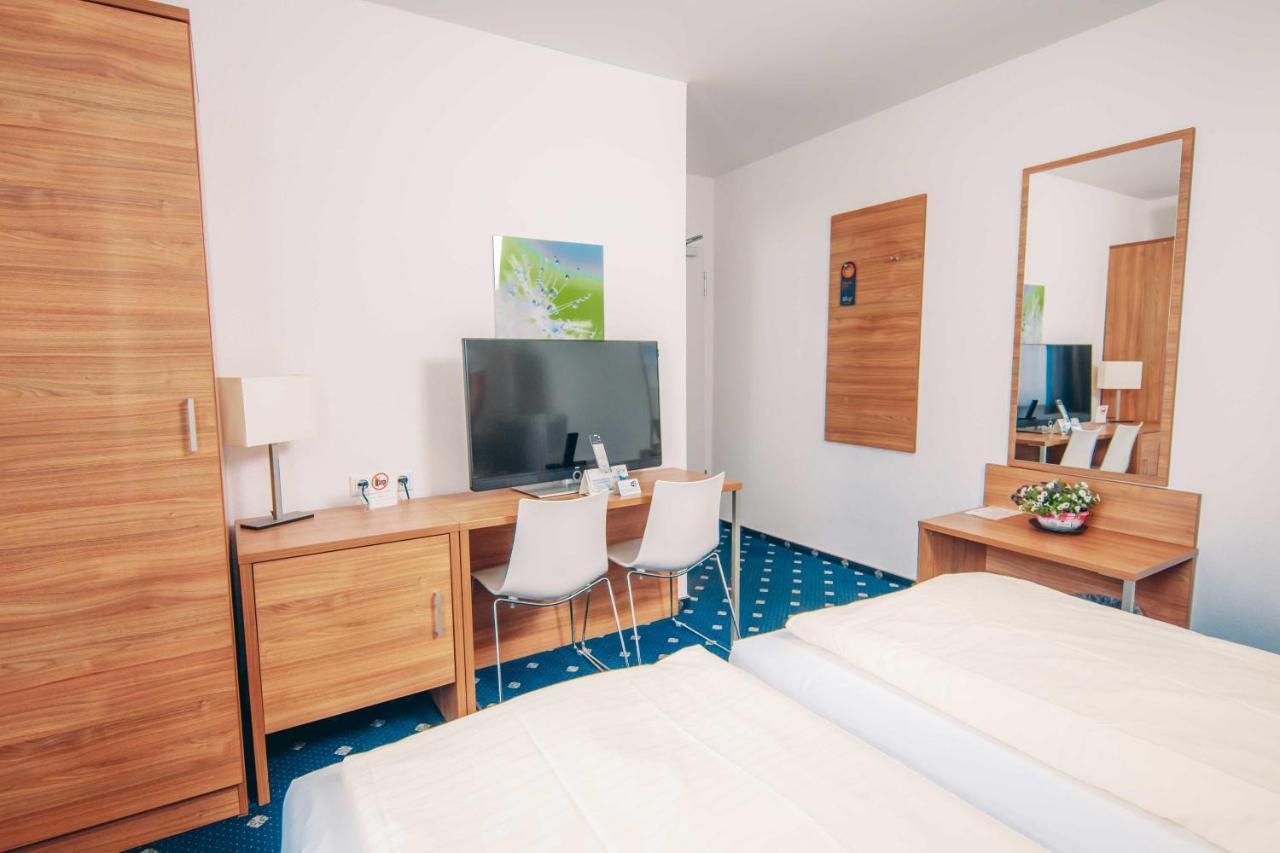 Hotel Benger Krefeld Bagian luar foto