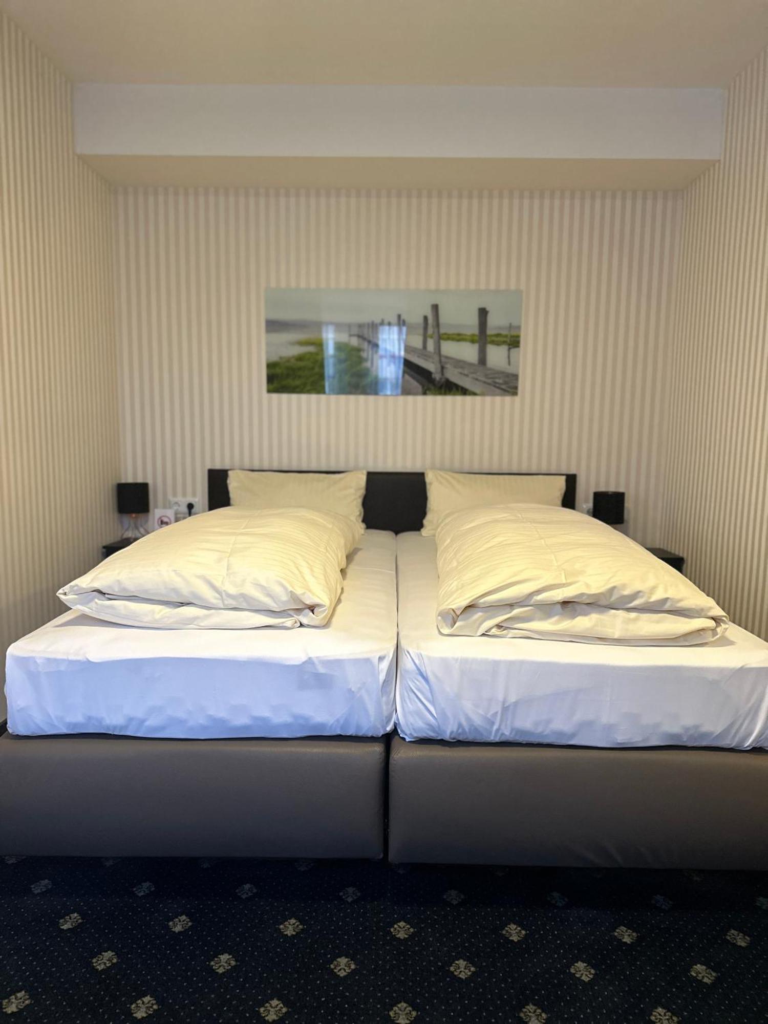 Hotel Benger Krefeld Bagian luar foto