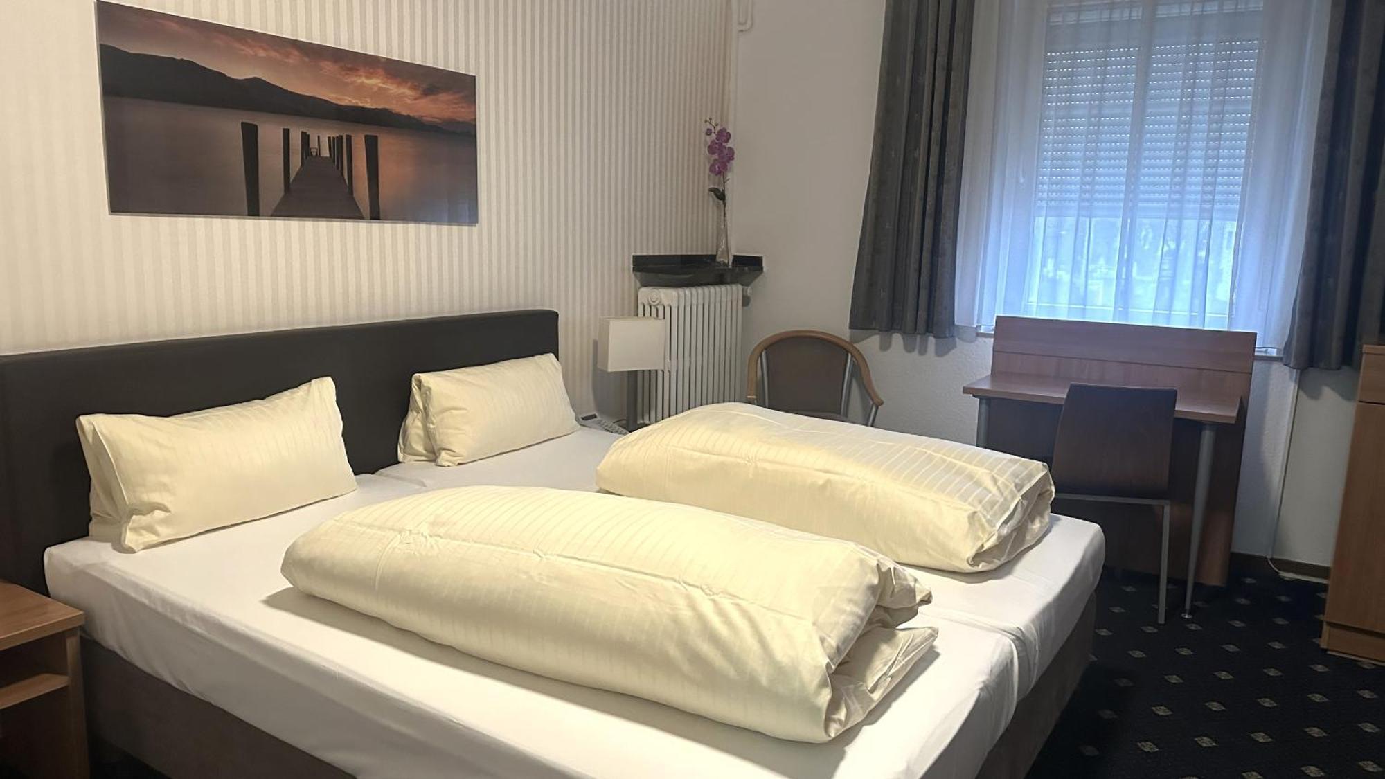 Hotel Benger Krefeld Bagian luar foto